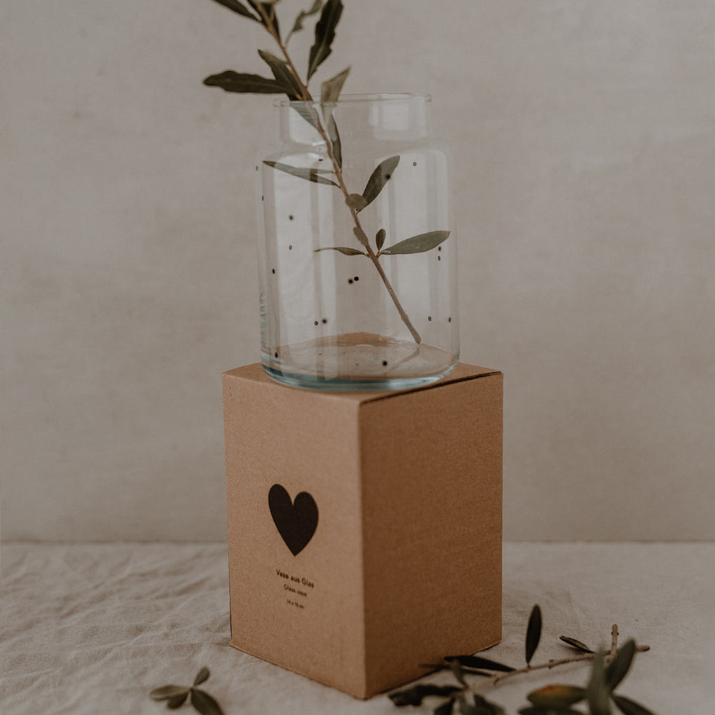 Vase aus Glas mit Punkte  Eulenschnitt   