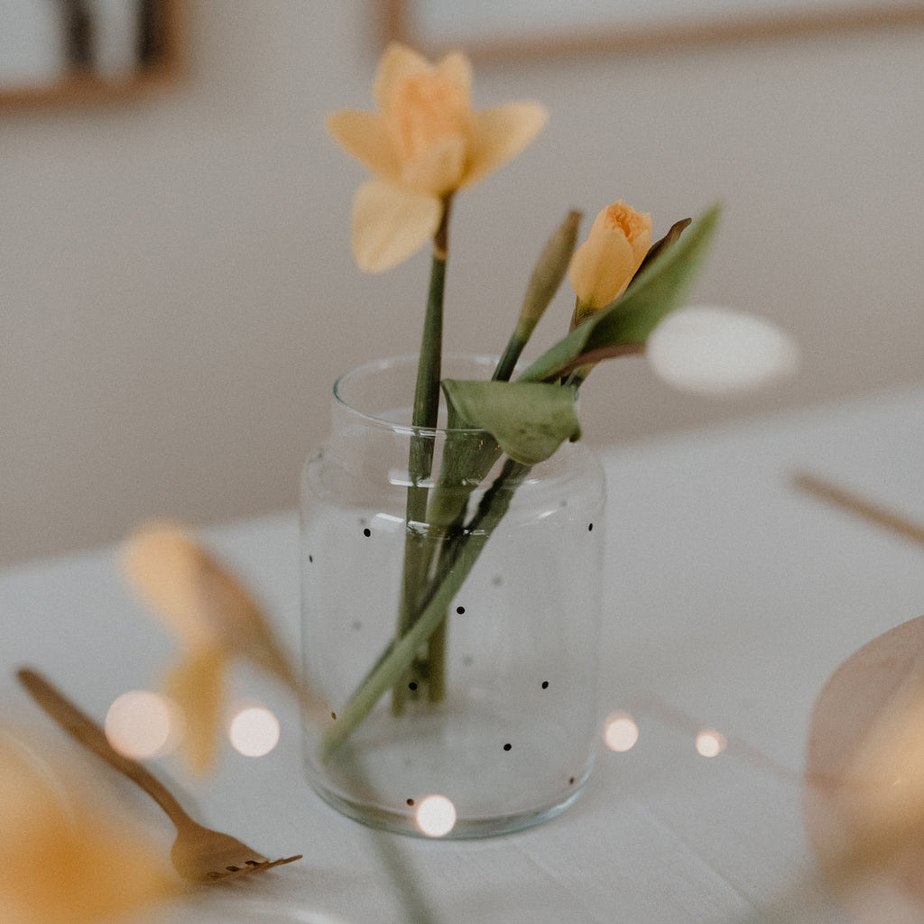 Vase aus Glas mit Punkte  Eulenschnitt   